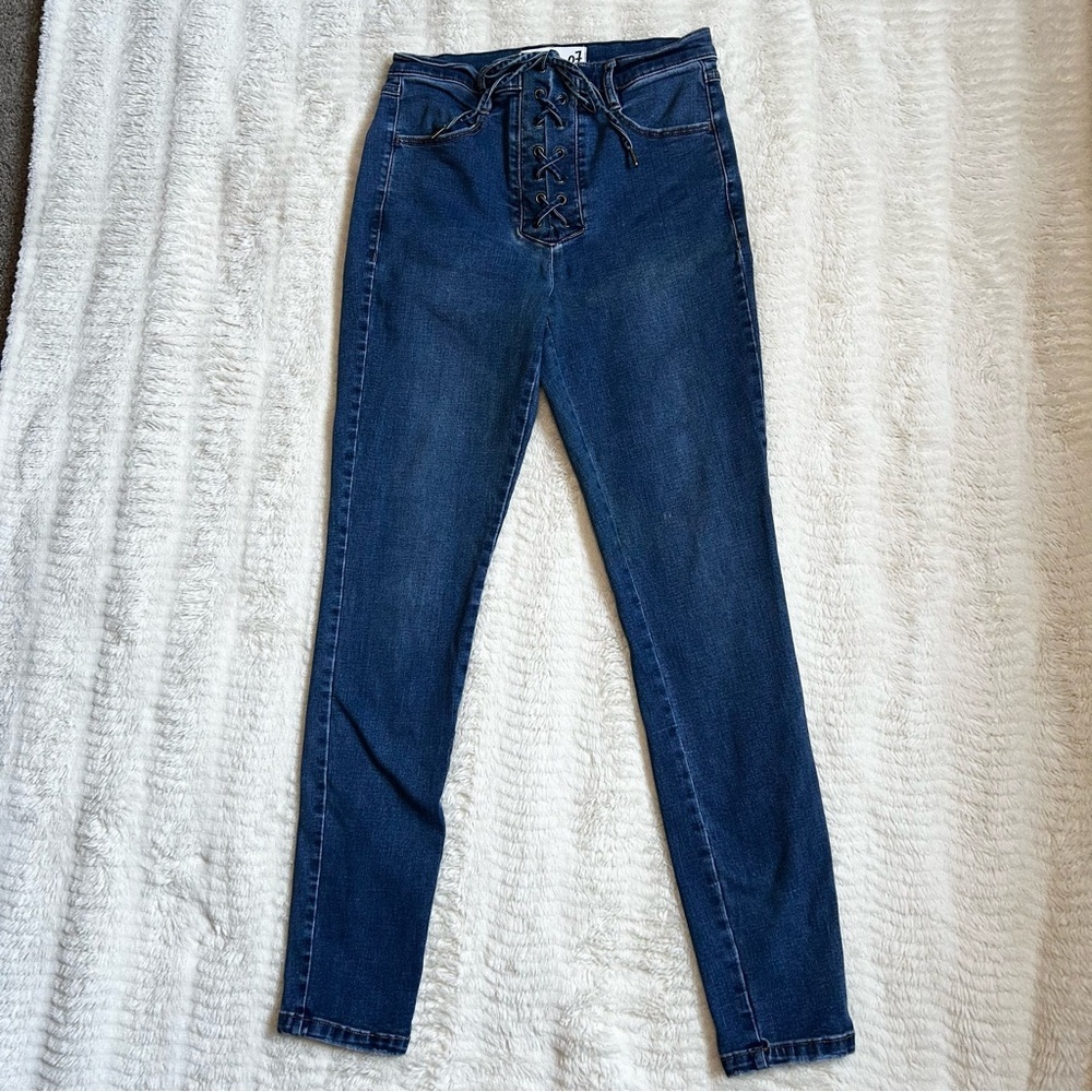 Garage High Rise Lace Up Jeans Size 7 - Picture 2 of 10